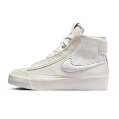 Nike Čevlji 42.5 EU Blazer Mid Victory