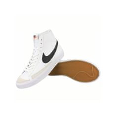 Nike Čevlji košarkaška obutev bela 37.5 EU Blazer Mid