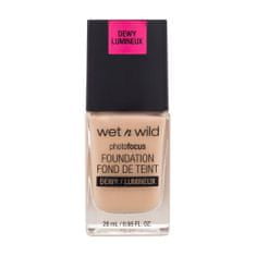 Wet n wild Photo Focus Dewy zelo prekriven in osvetljevalen puder 28 ml Odtenek soft beige