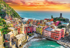 Trefl Puzzle UFT Romantični sončni zahod: Vernazza, Ligurija, Italija 1500 kosov