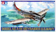 Tamiya maketa-miniatura Douglas A-1H Skyraider USN • maketa-miniatura 1:48 starodobna letala • Level 4