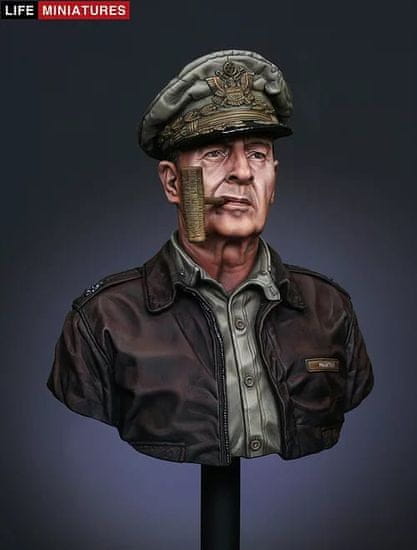 Life-miniatures maketa-miniatura U.N. SUPREME COMMANDER GEN. DOUGLAS MACARTHUR • maketa-miniatura 1:10 figure • Level 5