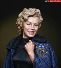 Life-miniatures maketa-miniatura ‘BYE BYE BABY’ MARILYN MONROE IN KOREA FOR HER USO TOUR 1954 • maketa-miniatura 1:10 figure • Level 5