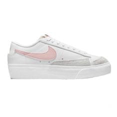 Nike Čevlji bela 40 EU Blazer Low