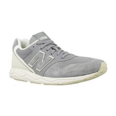 New Balance Čevlji 37.5 EU B 09