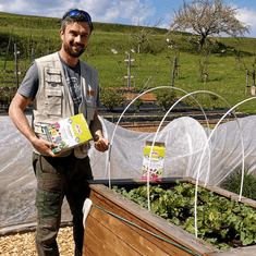 Substral Naturen BIO Performance Organics gnojilo za vrt, 1kg + DARILO