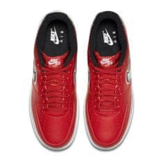 Nike Čevlji rdeča 42 EU Air Force 1 07 LV8 Sport Nba