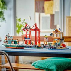 LEGO Mesto 60422 Pristanišče s tovorno ladjo