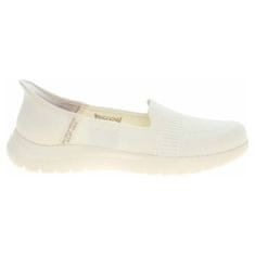 Skechers Čevlji krem 38.5 EU On-the-go Flex Camellia