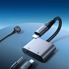 PRO 2v1 adapter iPhone polnilec + slušalke Lightning / mini jack 3,5 mm črn