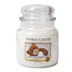 Yankee Candle Dišeča sveča srednje mehka odeja 411 g