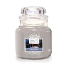 Yankee Candle Dišeča sveča Classic majhna kabina s svečami 104 g