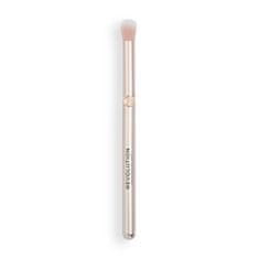 Makeup Revolution (Fluffy Blending Brush)