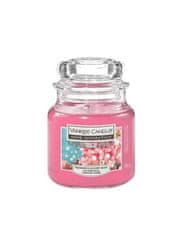 Yankee Candle Dišeča sveča Home Inspiration mala Pink Pine 104 g