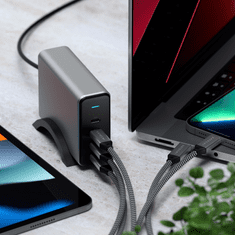 NEW Satechi GaN Charger 165W - omrežni polnilnik 165W, 4x USB-C