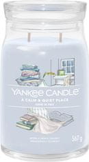 Yankee Candle Dišeča sveča Podpis v steklu velika Calm & Quiet place 567g