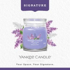 Yankee Candle Dišeča sveča Signature in glass medium Lilac Blossoms 368g