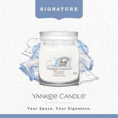 Yankee Candle Dišeča sveča Signature in glass medium Soft Blanket 368g