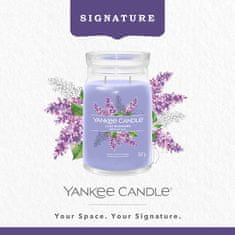 Yankee Candle Dišeča sveča Podpis v steklu velika Lilac Blossoms 567g