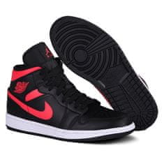 Nike Čevlji črna 35.5 EU Air Jordan 1 Retro Mid