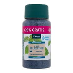 Kneipp Pure Relaxation Mineral Bath Salt sproščujoča kopalna sol z meliso 600 g unisex