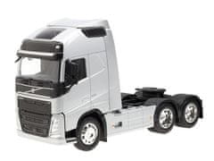 Carmotion Model 1:32, VOLVO FH, triosni traktor, srebrn