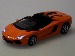 Toys Kovinski model avtomobila Lamborghini Aventador Roadster 1:32 interaktivni. ZA5053