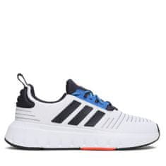 Adidas Čevlji bela 35.5 EU Swift Run