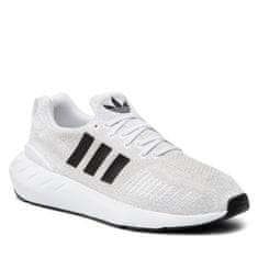 Adidas Čevlji bela 44 EU Swift Run 22