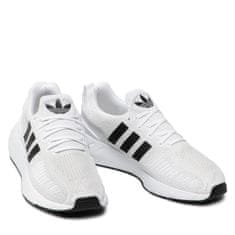 Adidas Čevlji bela 44 EU Swift Run 22