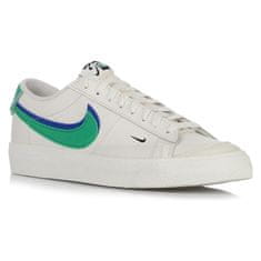 Nike Čevlji bela 42.5 EU Blazer Low 77