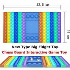 Netscroll Interaktivna namizna igra, sprošča s pritiskanjem Pop It gumbkov, zabava za družino, enostavna, zmanjšuje stres, idealno darilo, vključuje igralno podlogo, 2 kocki, ChessPopIt