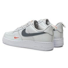 Nike Čevlji bela 44 EU Air Force 1 `07