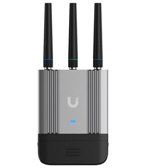 Ubiquiti Mobile Router Industrial - Industrijski usmerjevalnik LTE, 2,4 GHz, GPS, PoE In, PoE Out, 802.3af/at