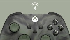 Microsoft Microsoft QAU-00104 Črno-Zeleni Gaming Kontroler Bluetooth/USB za PC, Xbox One, Series S/X in iOS, Z analognimi palicami in vibracijo