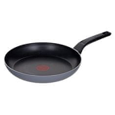 Tefal TEFAL Easy Plus 32 cm ponva z non-stick premazom, primerno za vse vrste kuhalnih plošč, enostavna za čiščenje.