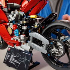 LEGO Technic 42202 Ducati Panigale V4 S Motor