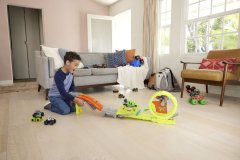 Mattel Hot Wheels Monster truck tovornjaki z močjo razbijačev sledi masivnega uničenja