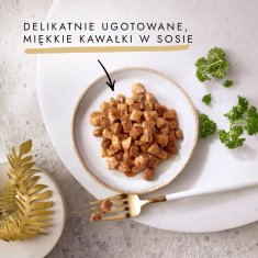 slomart Gourmet Gold mokra hrana za mačke - mešanica govedine in piščanca, 85 g, primerna za odrasle mačke