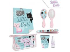 KIDS LICENSING Otroški potovalni kozmetični set (čopič, etui, skodelica, brisača, sprej) LITTLE CATS, KL10736