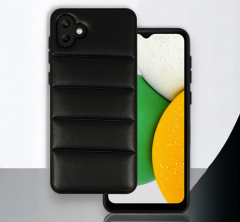 Infostyle Silikonski ovitek "Striped Leather 3D" za Samsung Galaxy A04 - črna