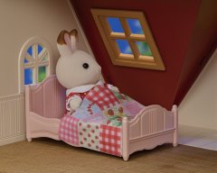 Sylvanian Families Osnovna hiša z rdečo streho nova