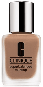 Clinique Superbalanced tekoči puder, 06 Linen