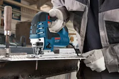 BOSCH Professional vbodna žaga GST 150 BCE (0601513000)