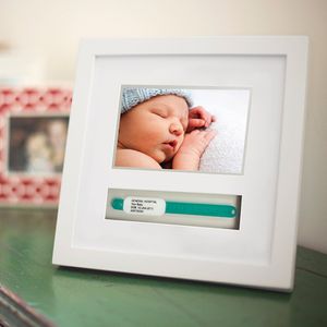 Pearhead okvir, slika in porodna ID zapestnica