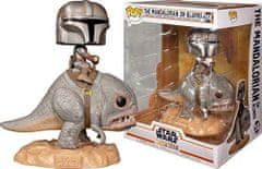 Funko POP! Deluxe: The Mandalorian figurica, The Mandalorian on Blurrg #358