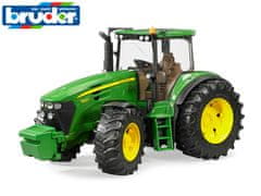 Bruder John Deere 7930 30cm traktor s prostim tekom