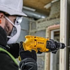 DeWalt 710W udarni vrtalnik sds plus 2J D25033K + kovček