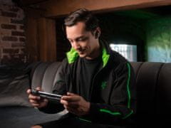 Razer Kishi V2 igralni plošček, za IOS, črn (RZ06-04190100-R3M1)