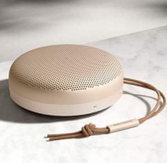 Bang & Olufsen Beosound A1 brezžični zvočnik, 2. generacija, Bluetooth, zlat (Gold Tone)